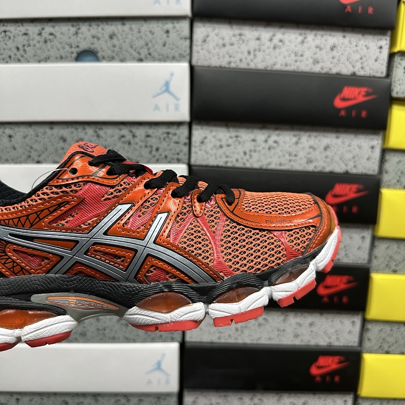 Onitsuka Tiger Sneakers · 6