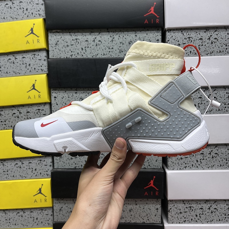 Air Huarache Gripp · 4