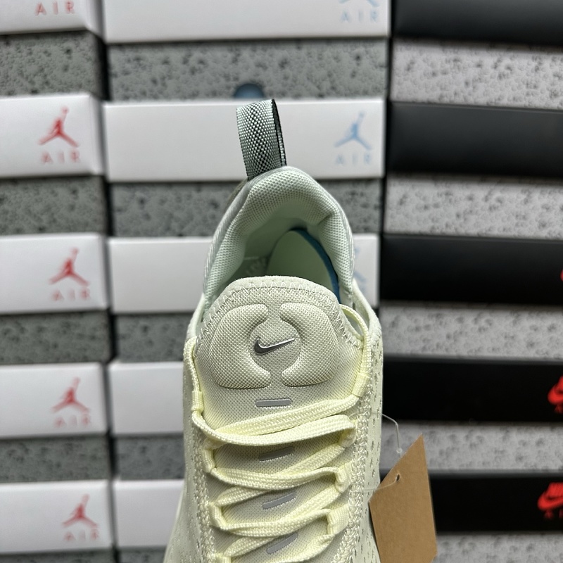 Air Premium · 4