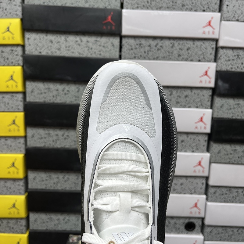 Hyperboost Edge M · 6