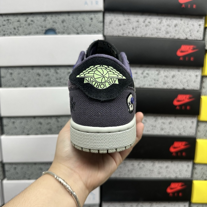 Jordan 1 Sneakers 3