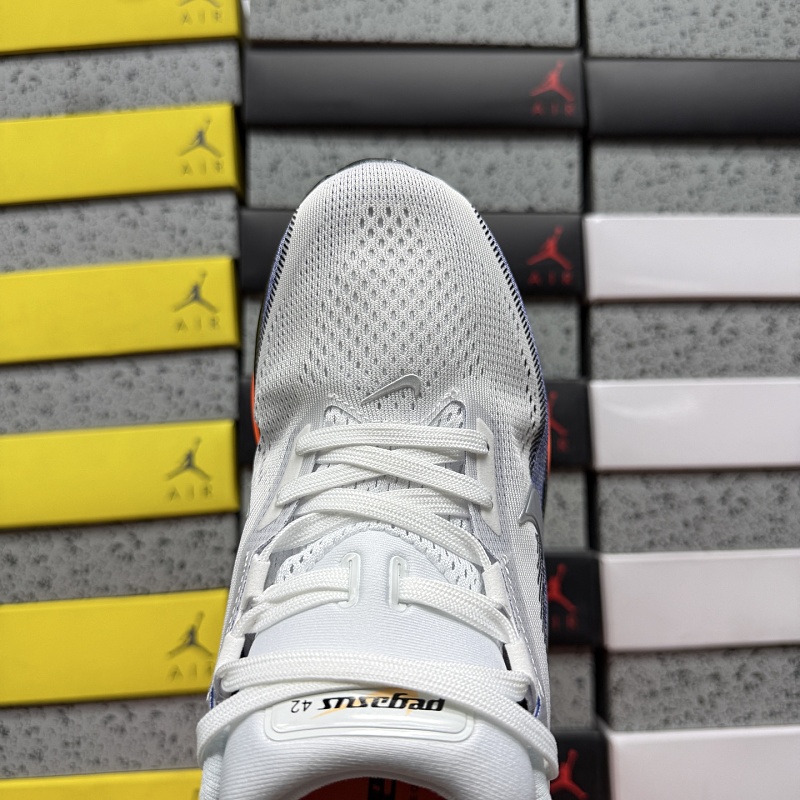 Zoom Pegasus 42 5