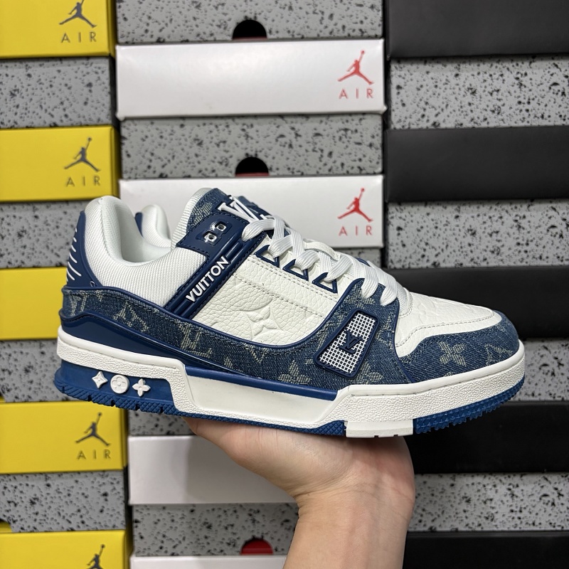 Trainer · 3