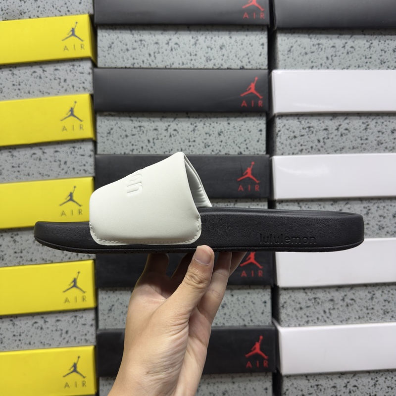 Restfeel Slide Ltiv/blk/ltiv · 3