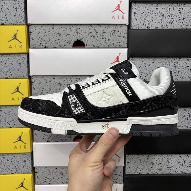 Trainer · 4