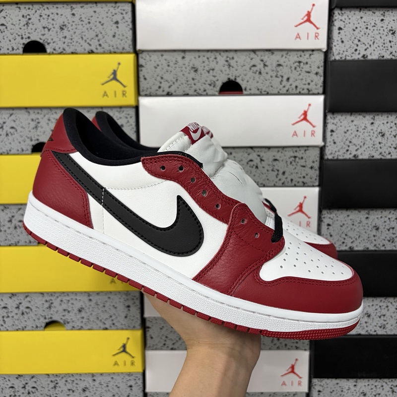 Jordan 1 Sneakers 3