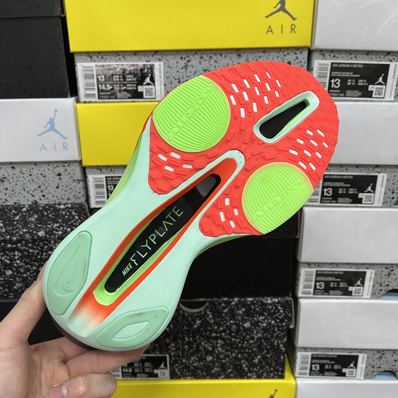 VaporFly Next% 3 · 3