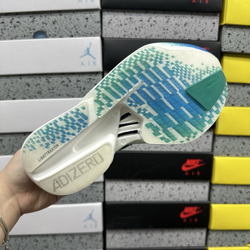 Adizero Adios 4M 2