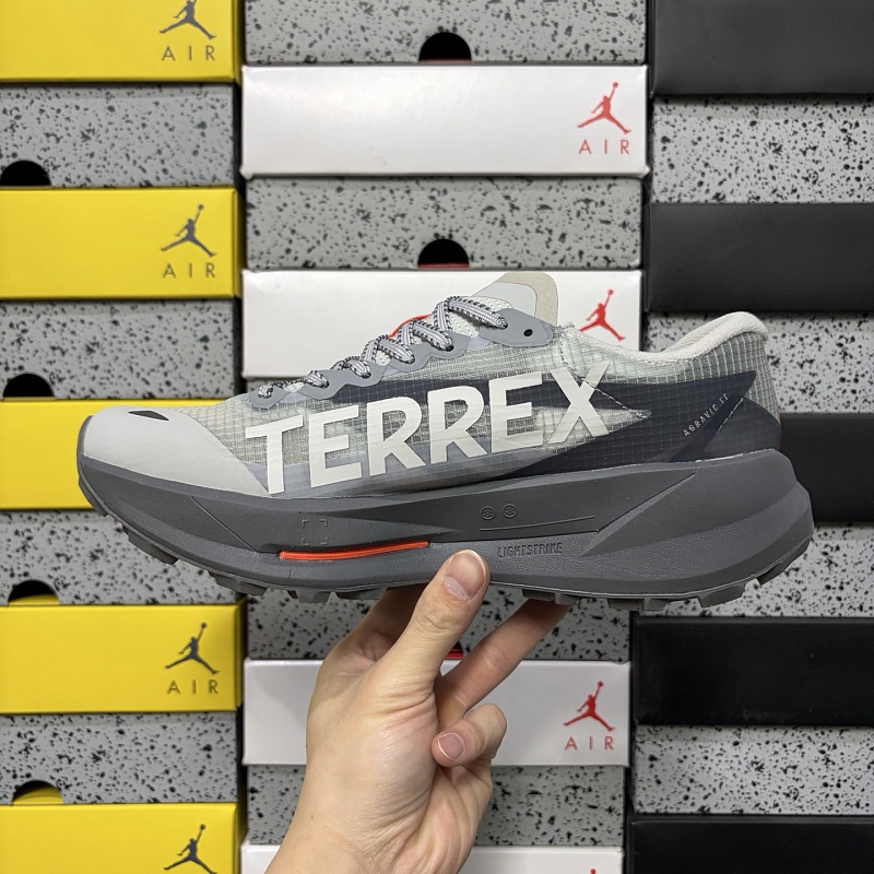 Terrex Agravic Tt · 6