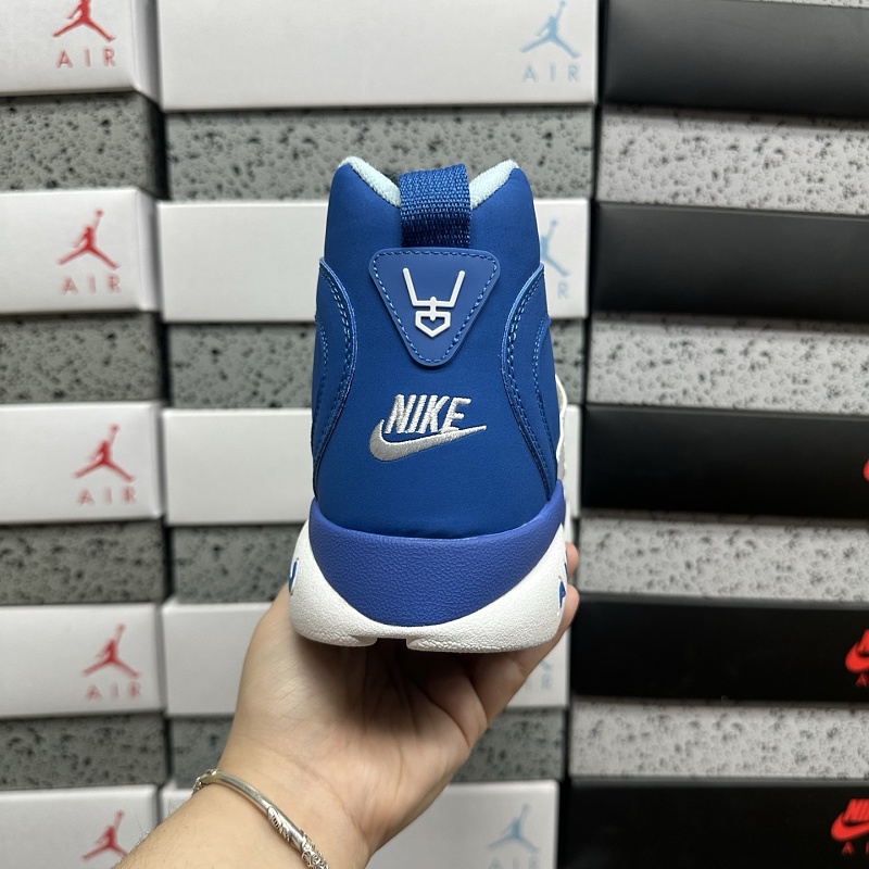 Eg Bach Air Diamond Turf Ii · 3
