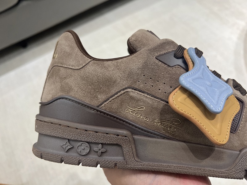 1V Trainer 22 · 5