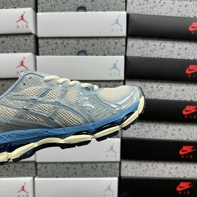 Kayano 12.1 1203B144-102 · 6