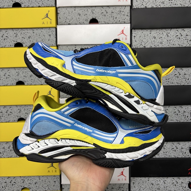 Triple S.2 Triple S 2 4497 · 4
