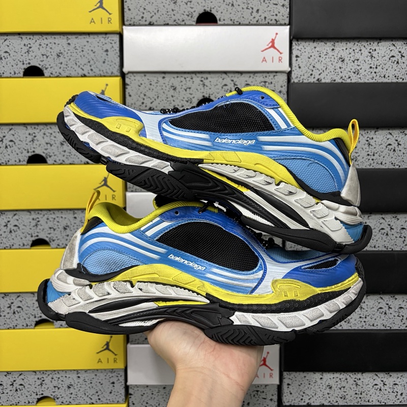 Triple S.2 Triple S 2 4497 · 2