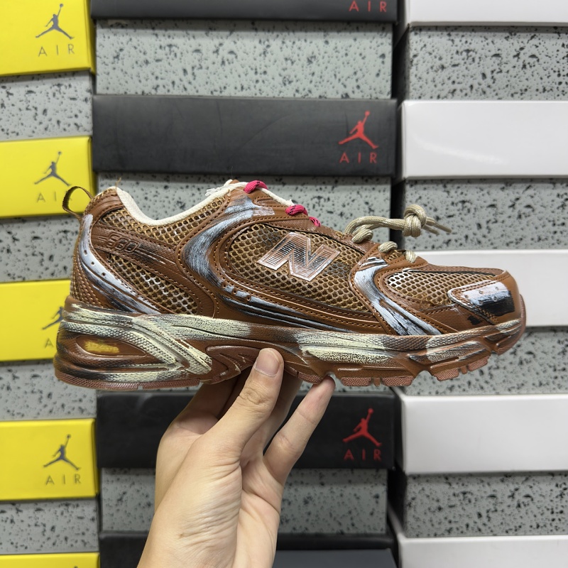 New Balance 530 · Distressed Brown 8