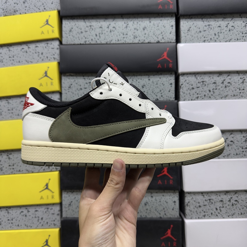 Travis Scott Reverse Swoosh Sneakers 10