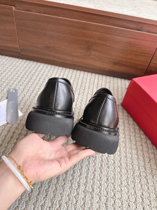 Men's Leather Shoes · 2