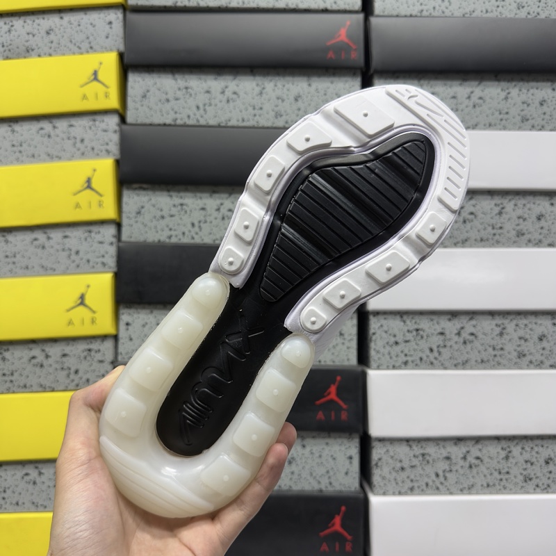 Air Max 270