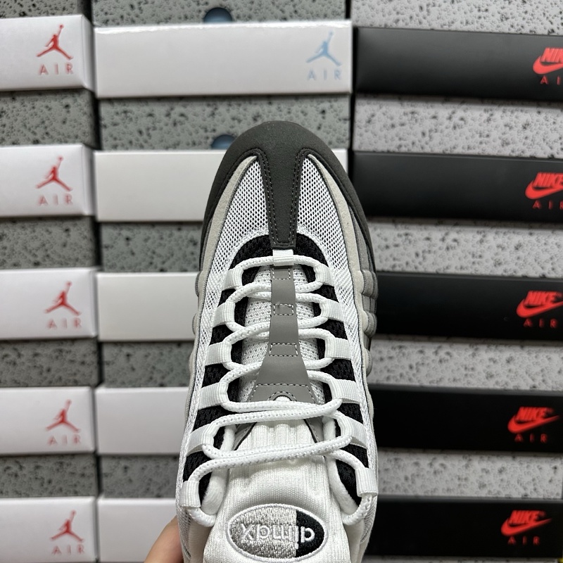 Kz2. Air Max 95 7