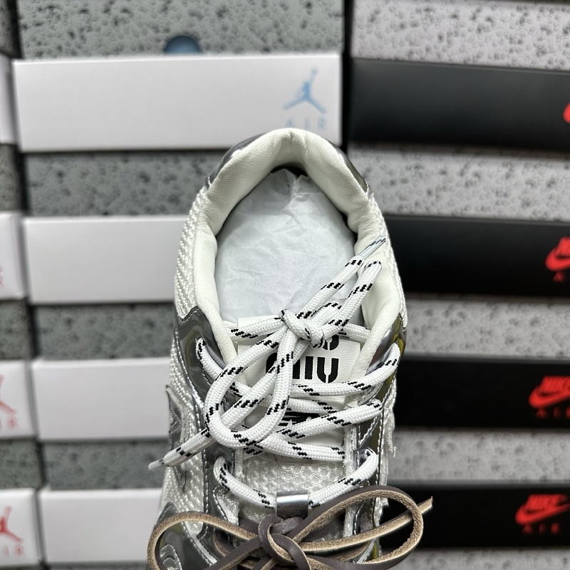 Miu Miu X 530 3