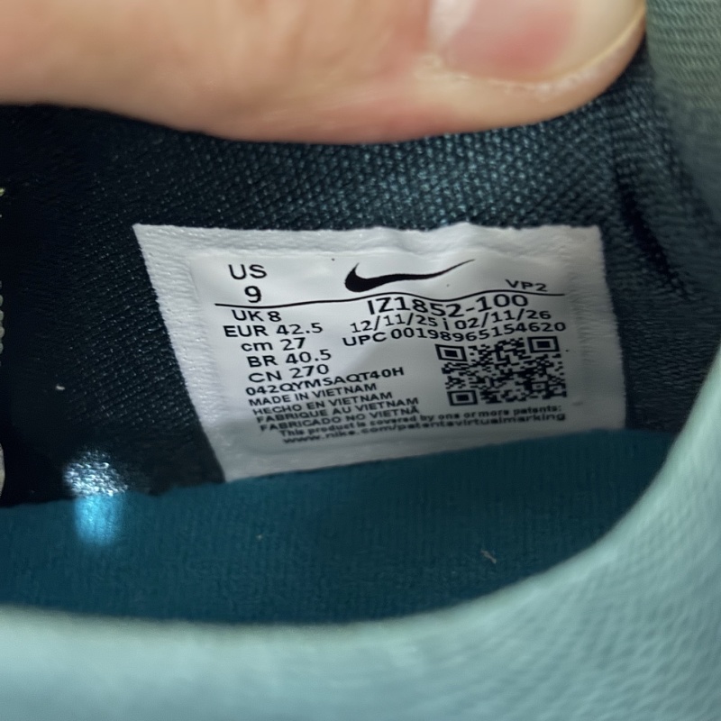 Jordan KB6 Sneakers