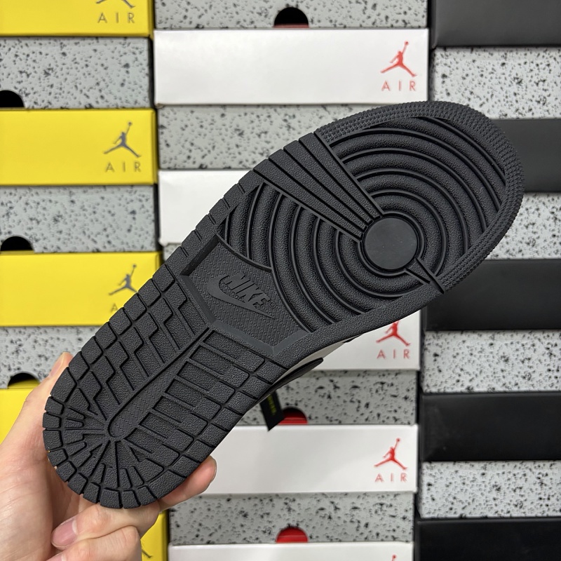 Jordan 1 Sneakers 5