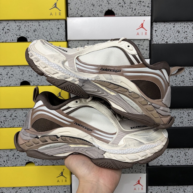 Triple S.2 Triple S 2 2290 · 2