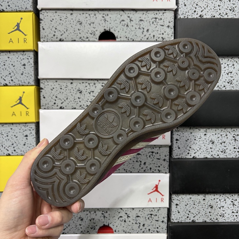 Gazelle Indoor 3