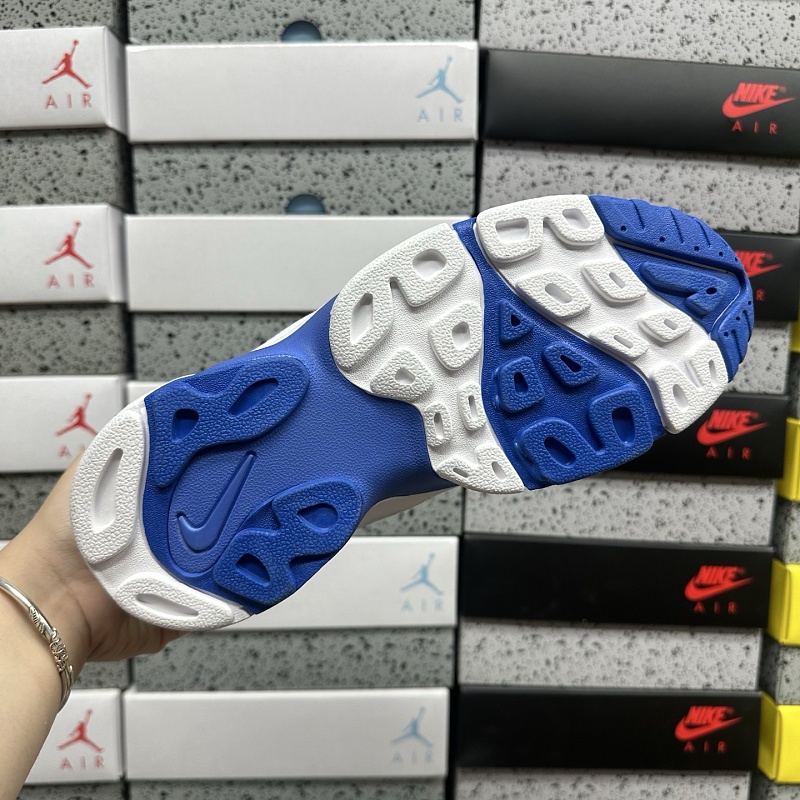 Eg Bach Air Diamond Turf Ii · 2