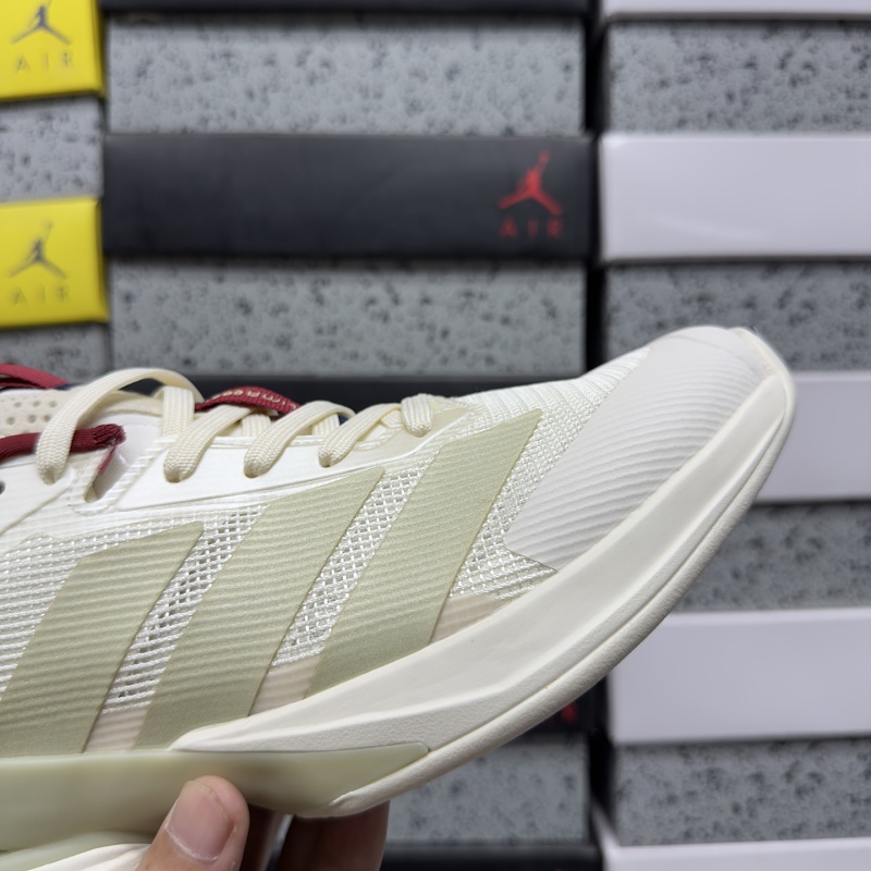 Adizero Ubersonic 5 M 7