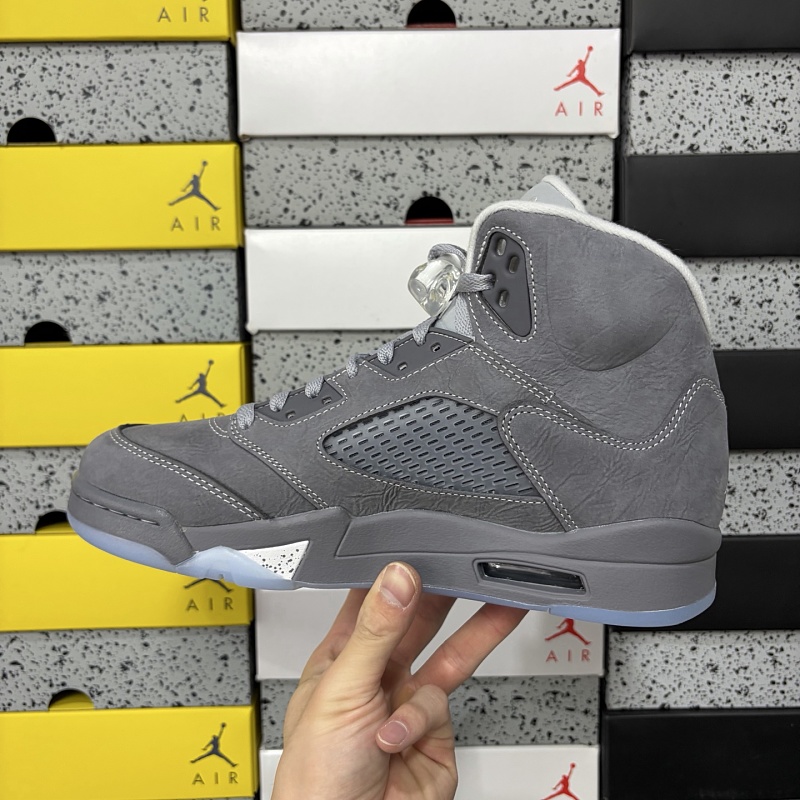 Jordan 5 Sneakers 4