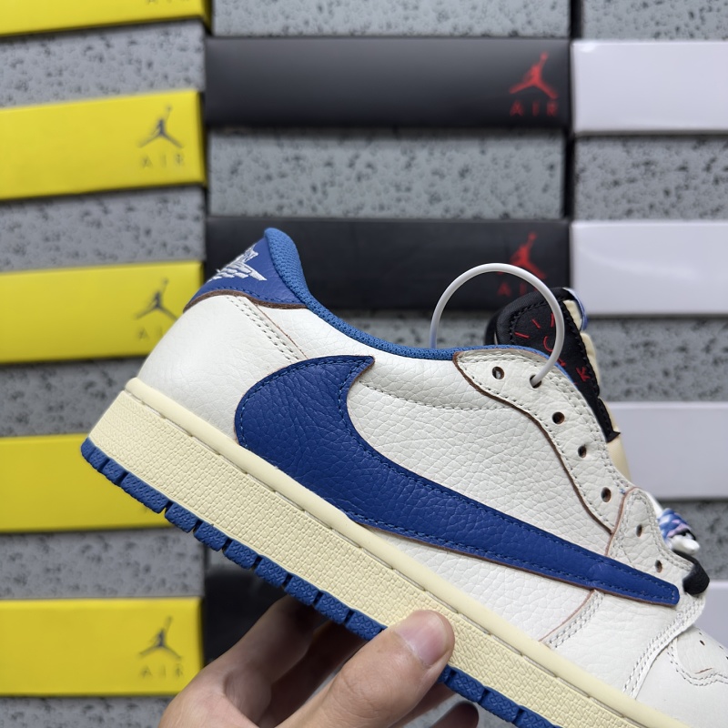 Jordan 1 Sneakers 7