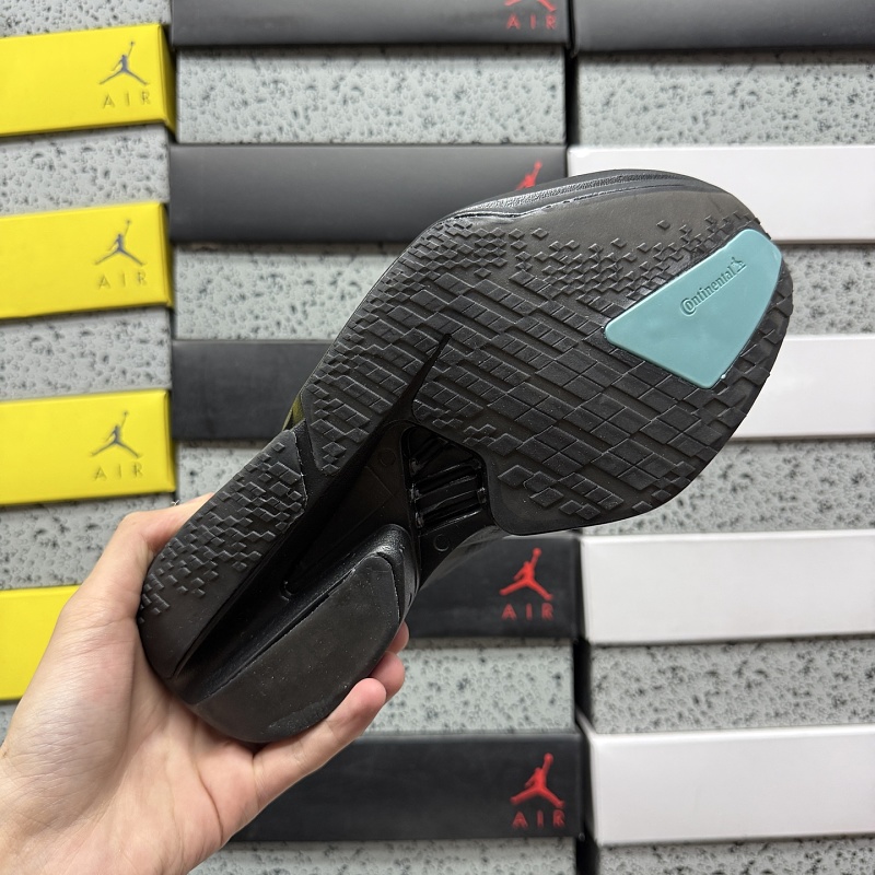 Adizero Adios 4M