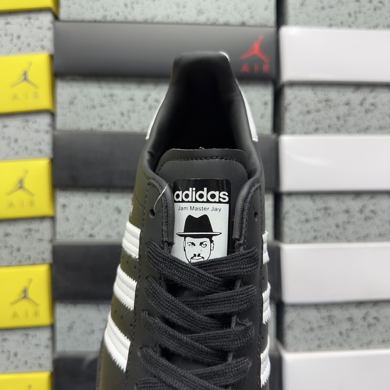 Superstar Ii 4