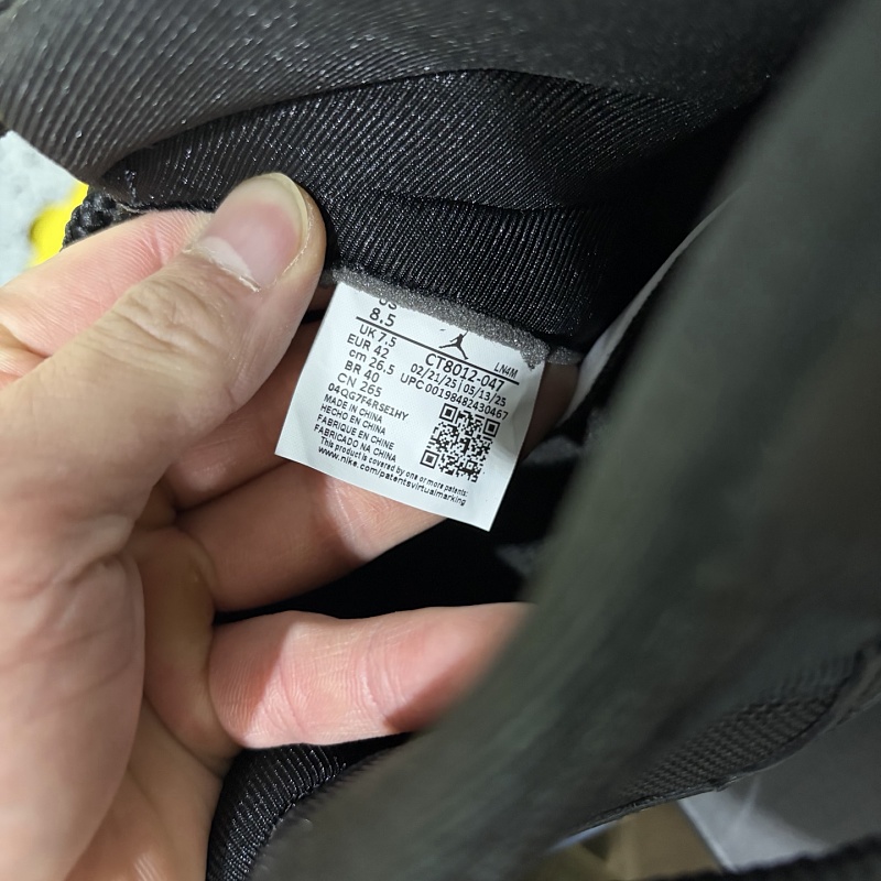 Jordan 11 Sneakers