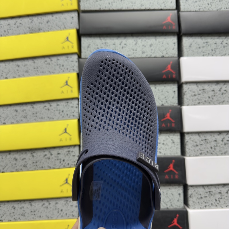 Crocs M8-m10 · 5