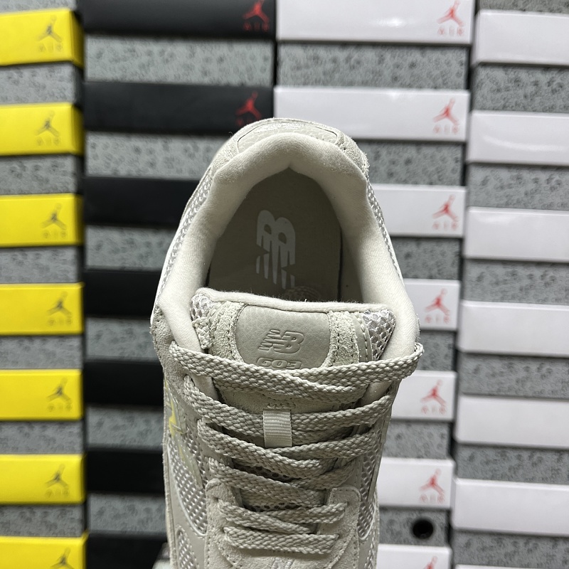 New Balance 603 Sneakers · 5