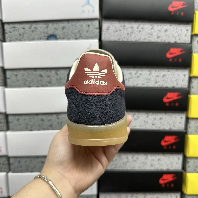 Gazelle Indoor 3