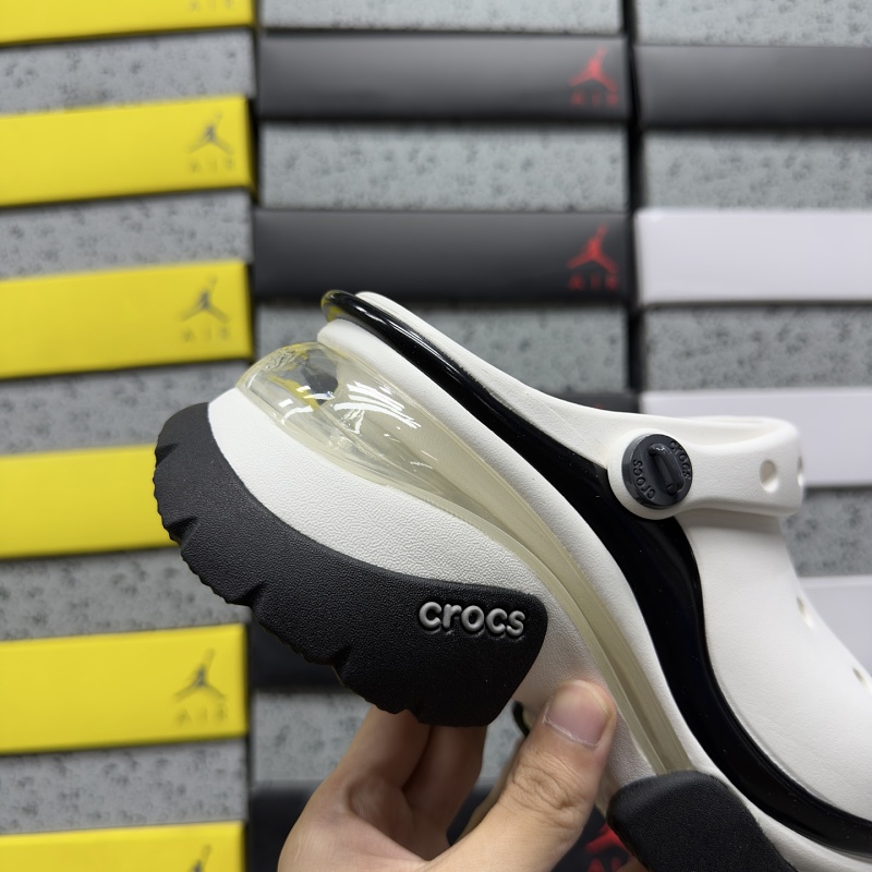 Crocs M3-m7 · 6