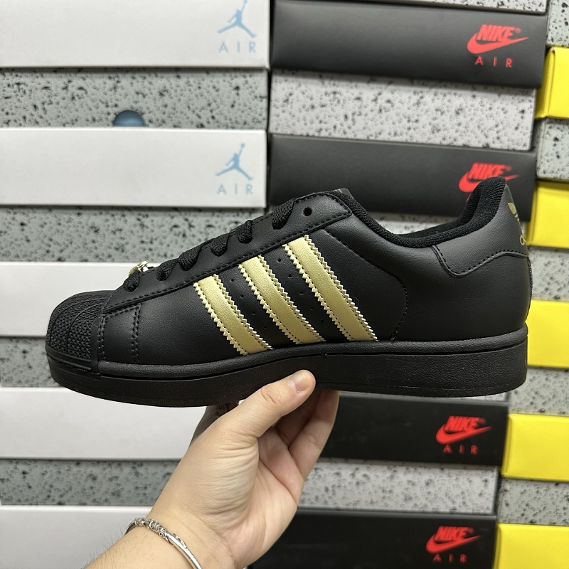 Superstar Ii 8