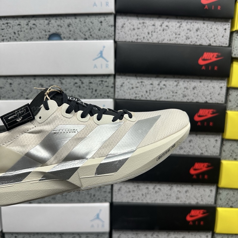 Adizero Adios 9 M 6