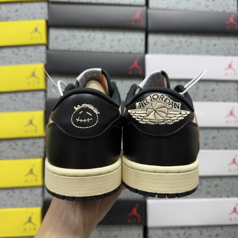Jordan 1 Sneakers