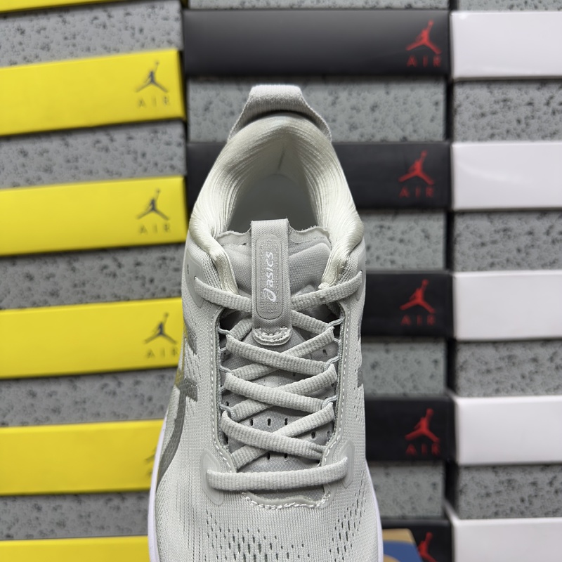 Gel-kayano 33 1011C302-108 · 4