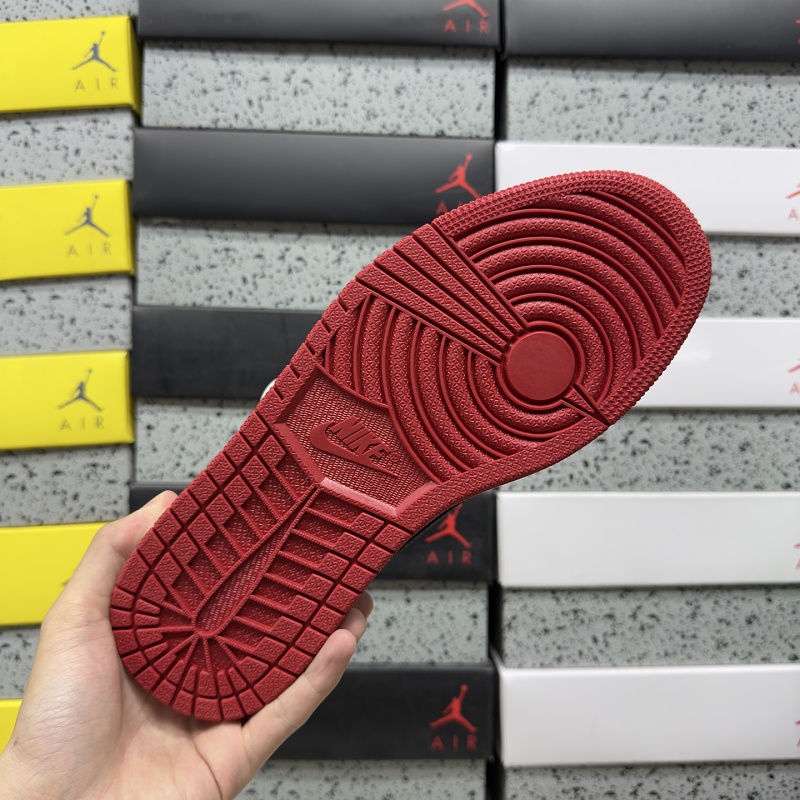 Jordan 1 Sneakers 2