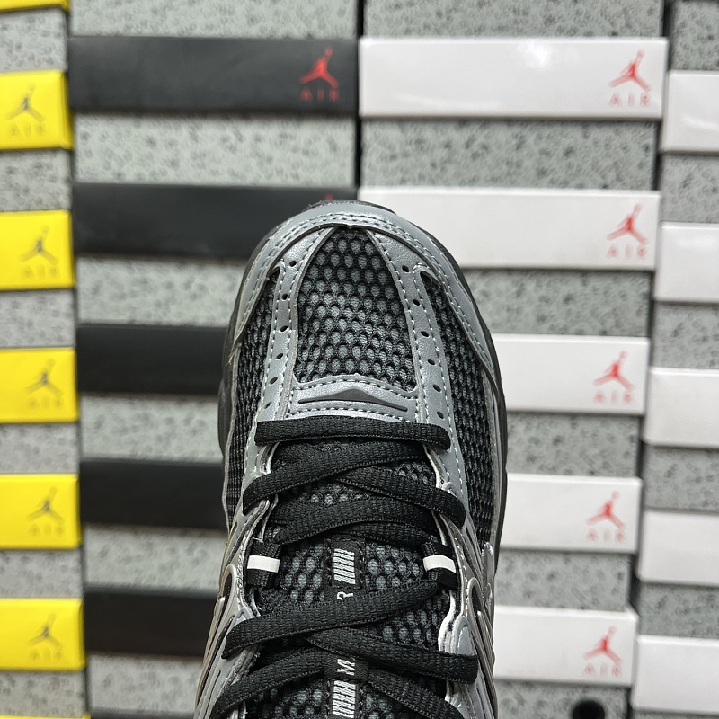 Air Max Moto 2K 6