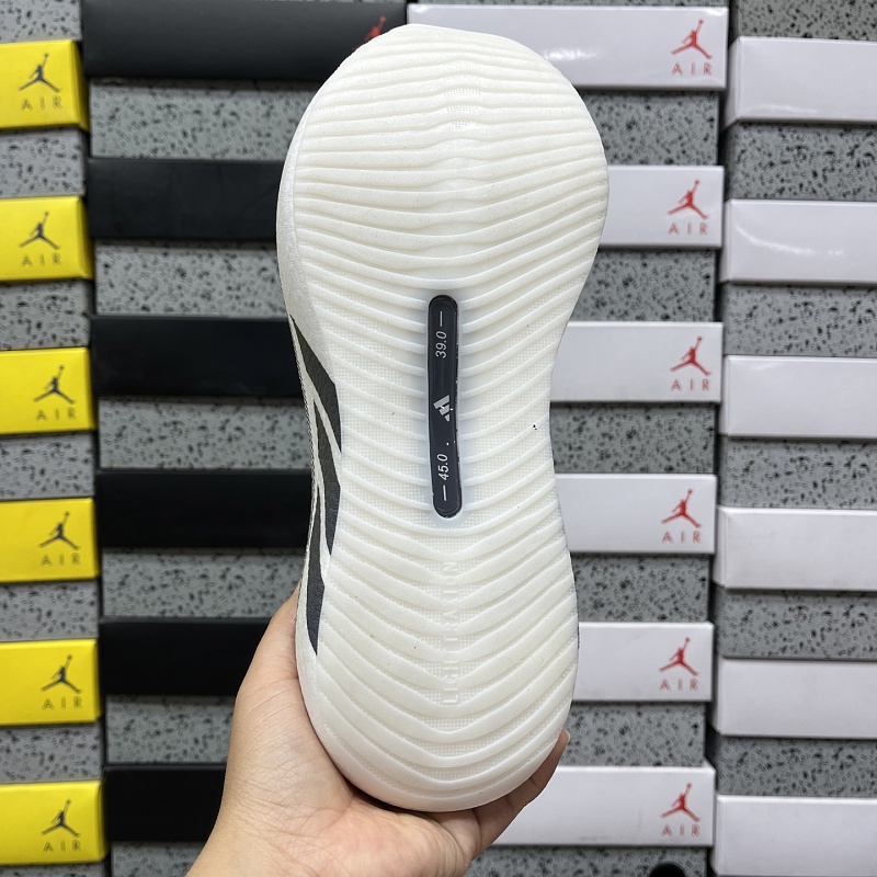Hyperboost Edge M · 4