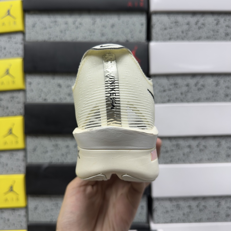 Air Zoom Xvaporfly Next% 4/ 2