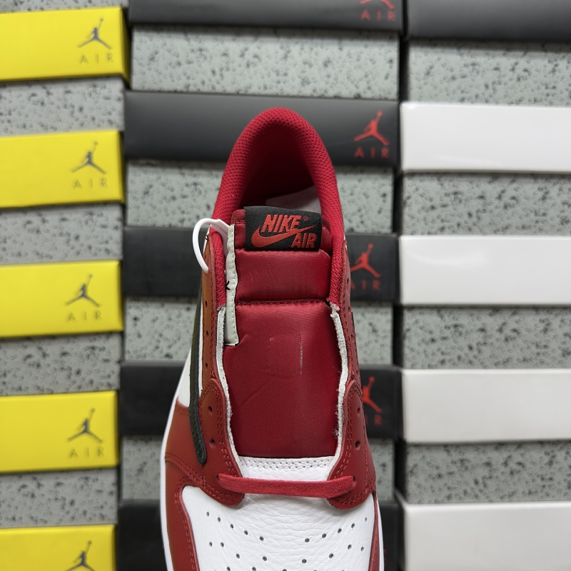 Travis Scott Reverse Swoosh Sneakers · 6