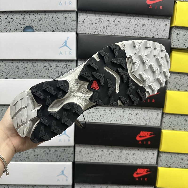 Salomon XT-4 Sneakers · 2
