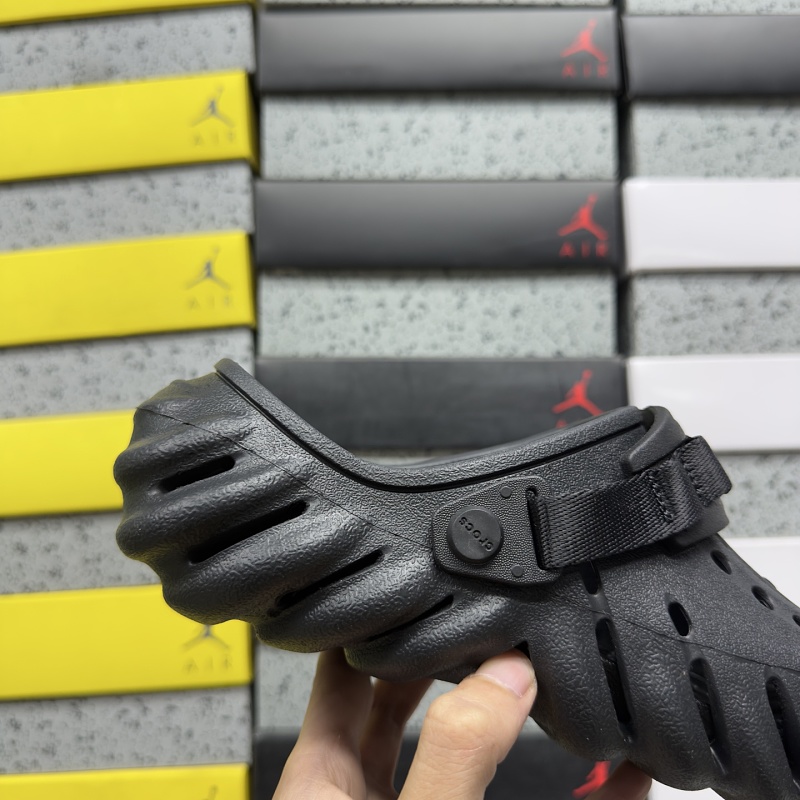 Crocs M4-m11 · 6